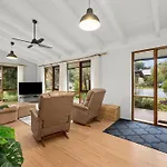 Halls Gap Retreat