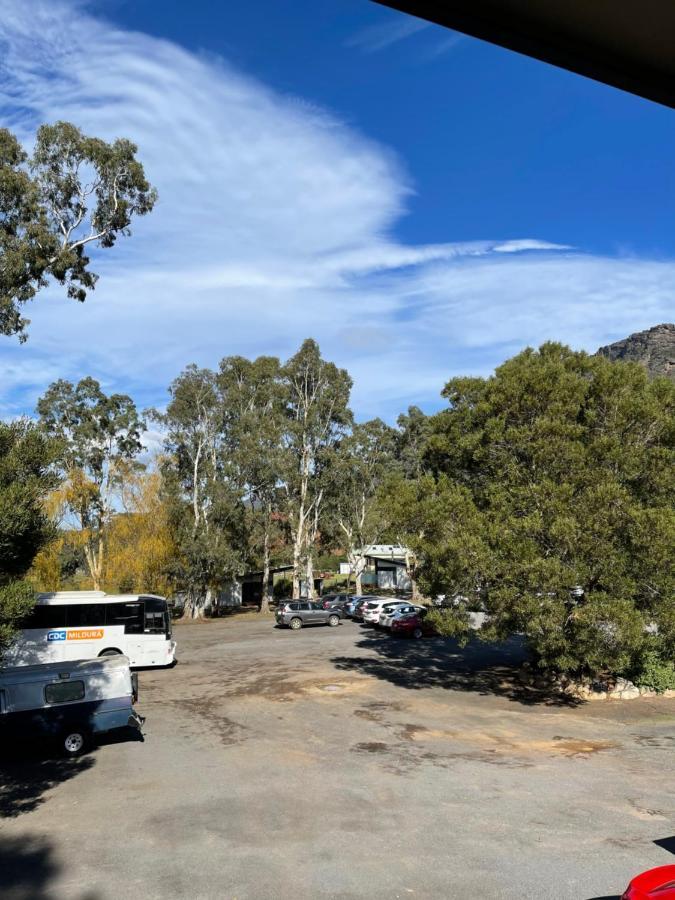 Country Plaza Halls Gap