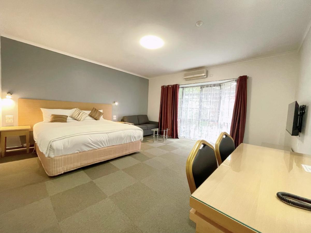 Country Plaza Motel Halls Gap
