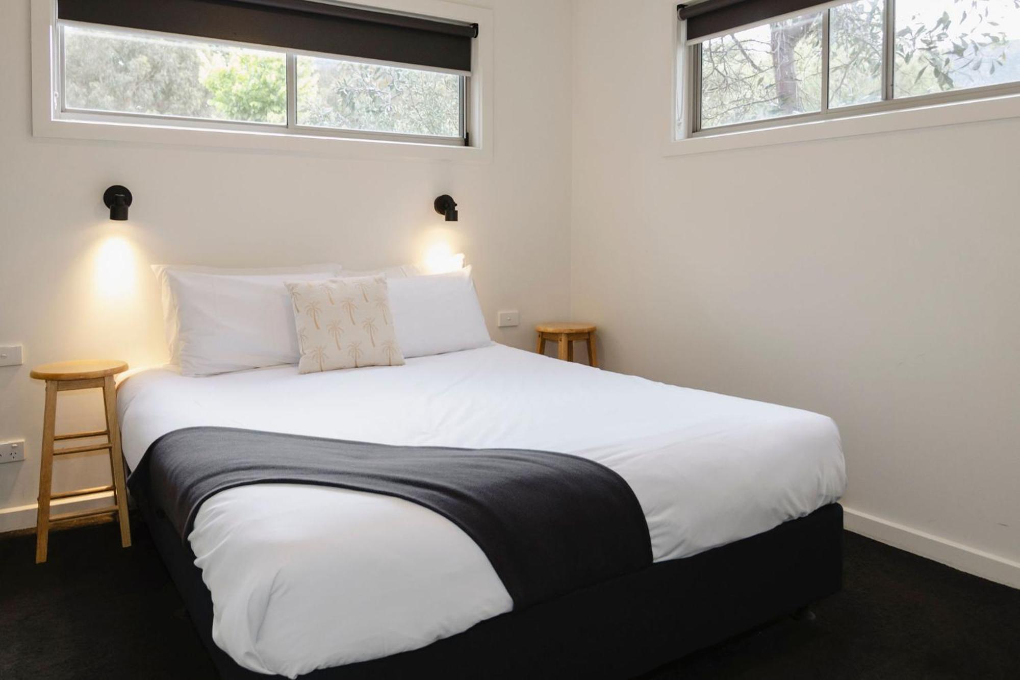 Lakeside Tourist Park Holiday park Halls Gap