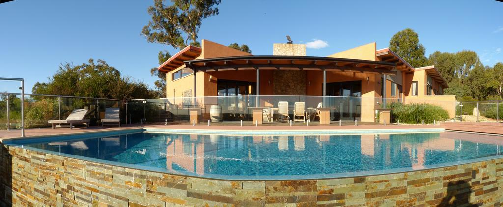 Resort Meringa Springs Halls Gap