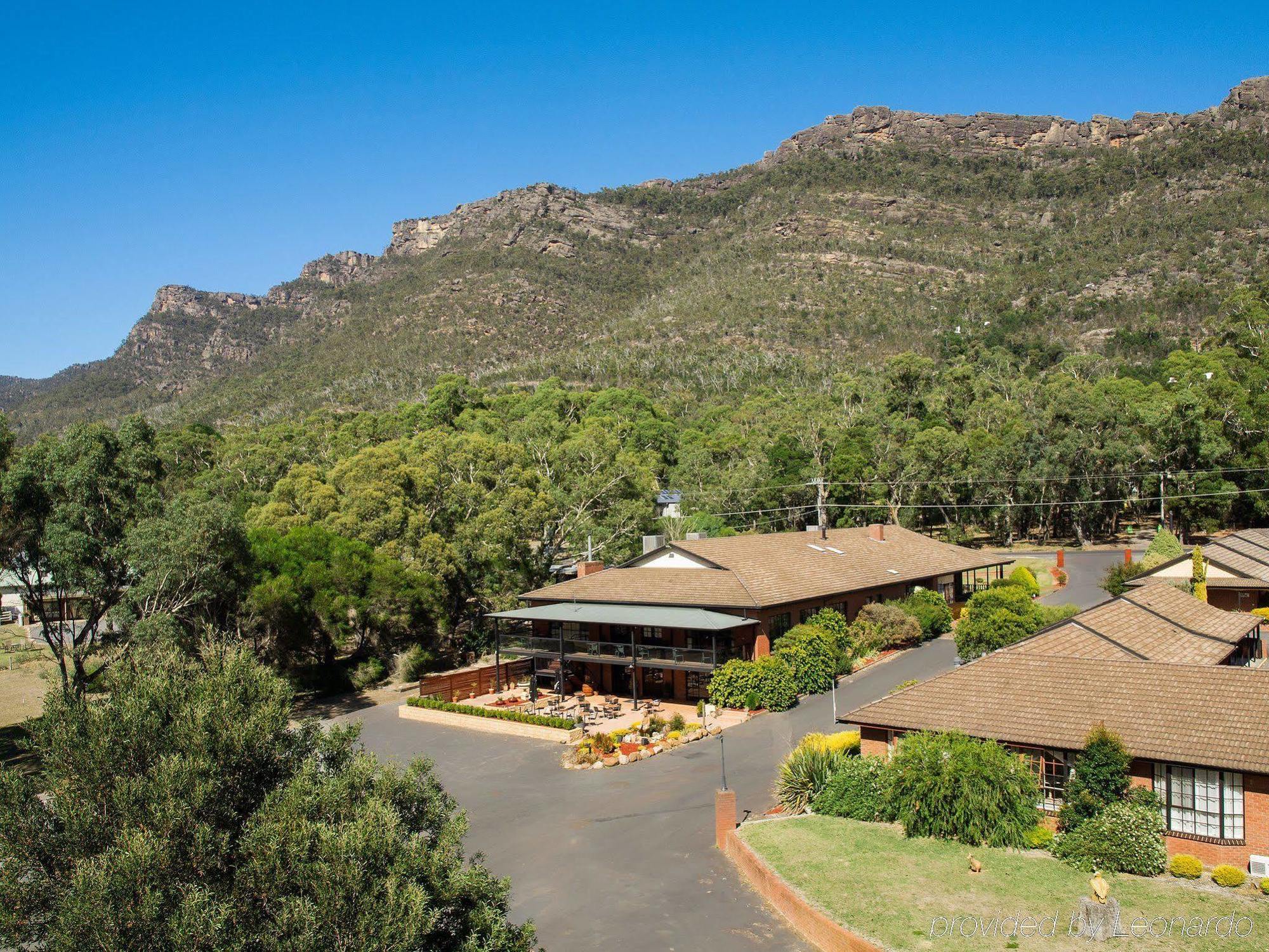 Motel Country Plaza 3*