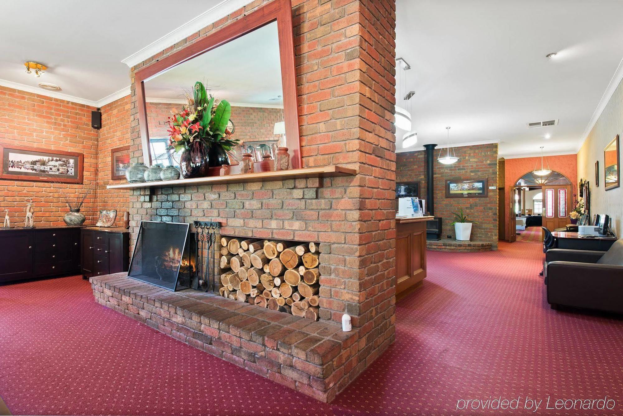 Motel Country Plaza 3*
