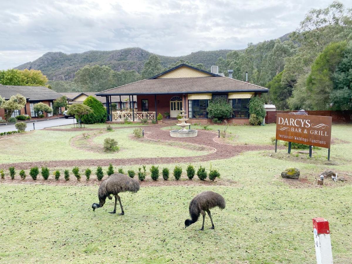Country Plaza Halls Gap
