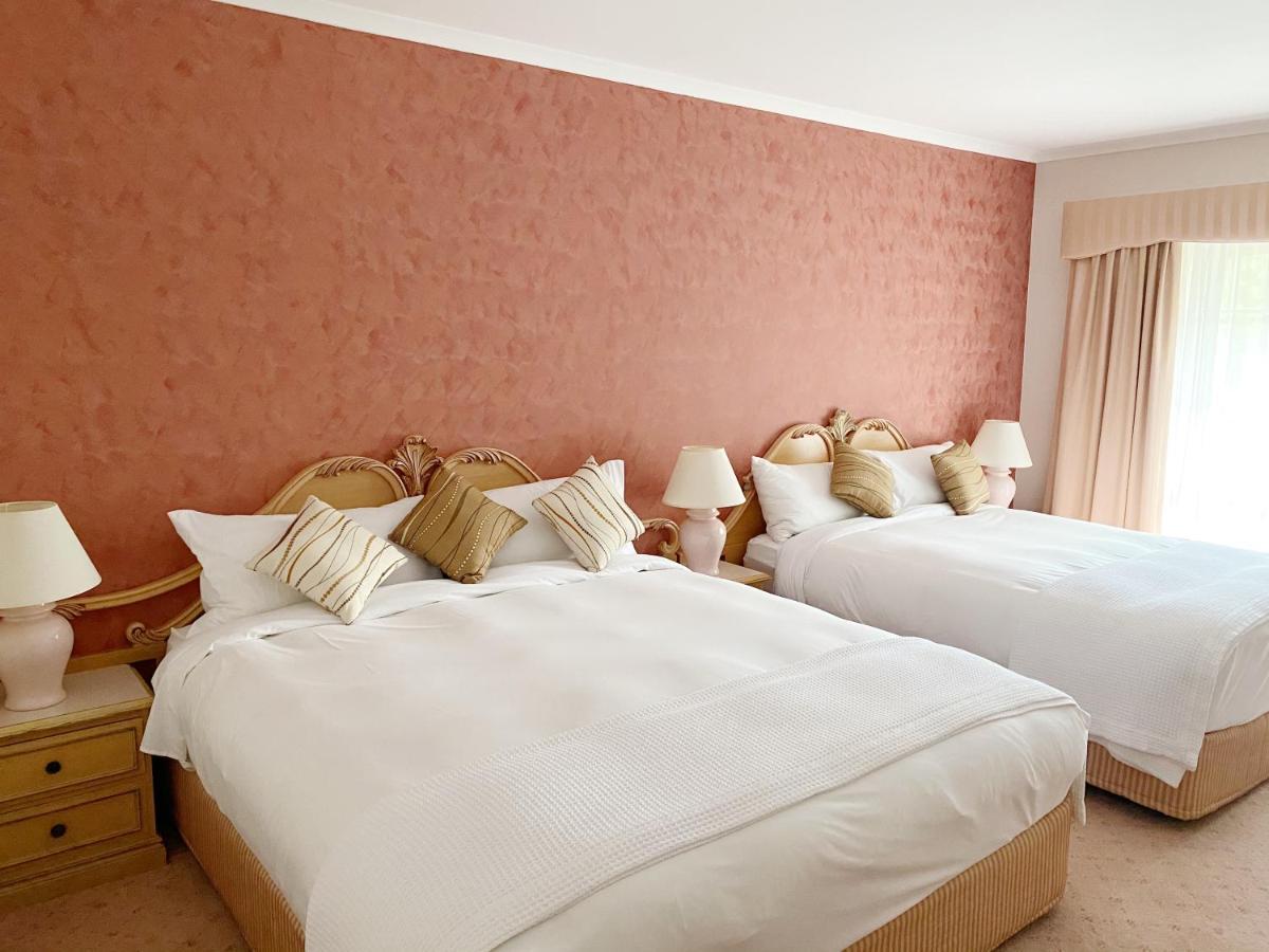 Country Plaza Motel Halls Gap