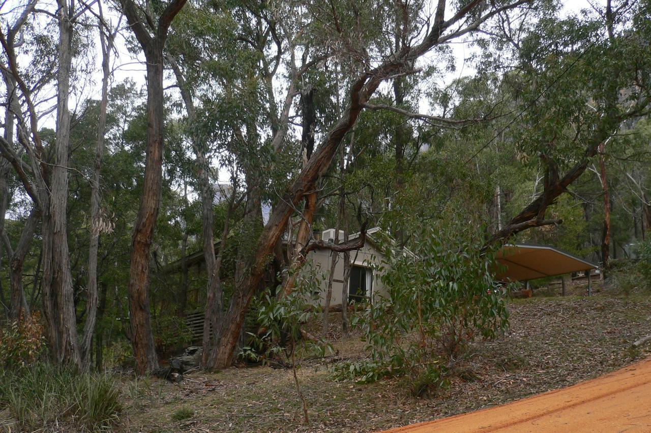 The Ledge Holiday House * Halls Gap